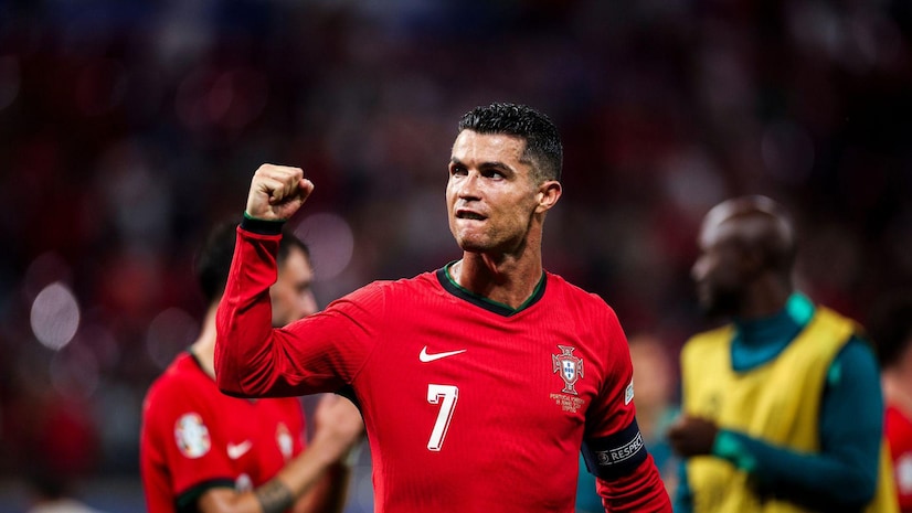 终吸引着全 终吸引着全